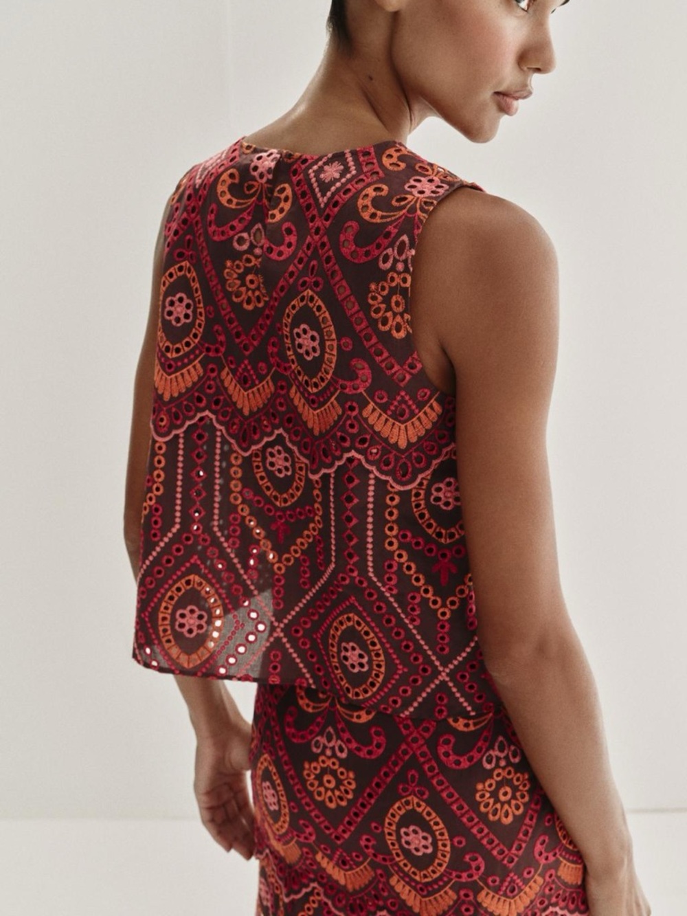 NWT Zara Embroidered Eyelet Tank top SOLD OUT ONLINE sz Small - Picture 8 of 9